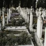 ba-bau-kieng-dam-cuoi-dam-ma